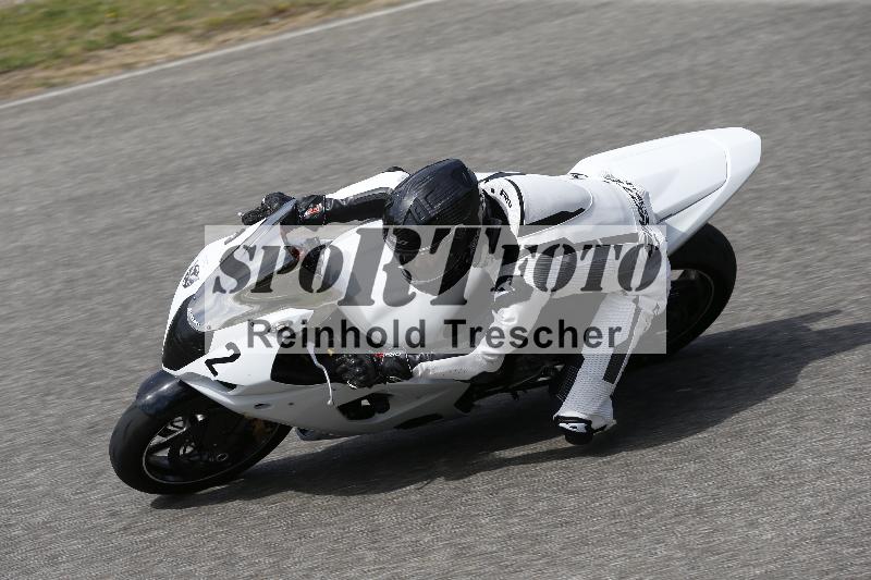 /10 20.04.2026  Pluess Moto Sport ADR/Freies Fahren/2